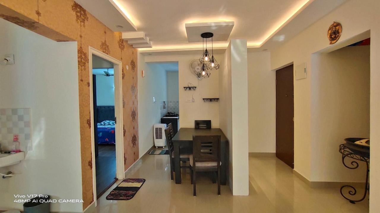 305 Home Stay Mangalore Buitenkant foto