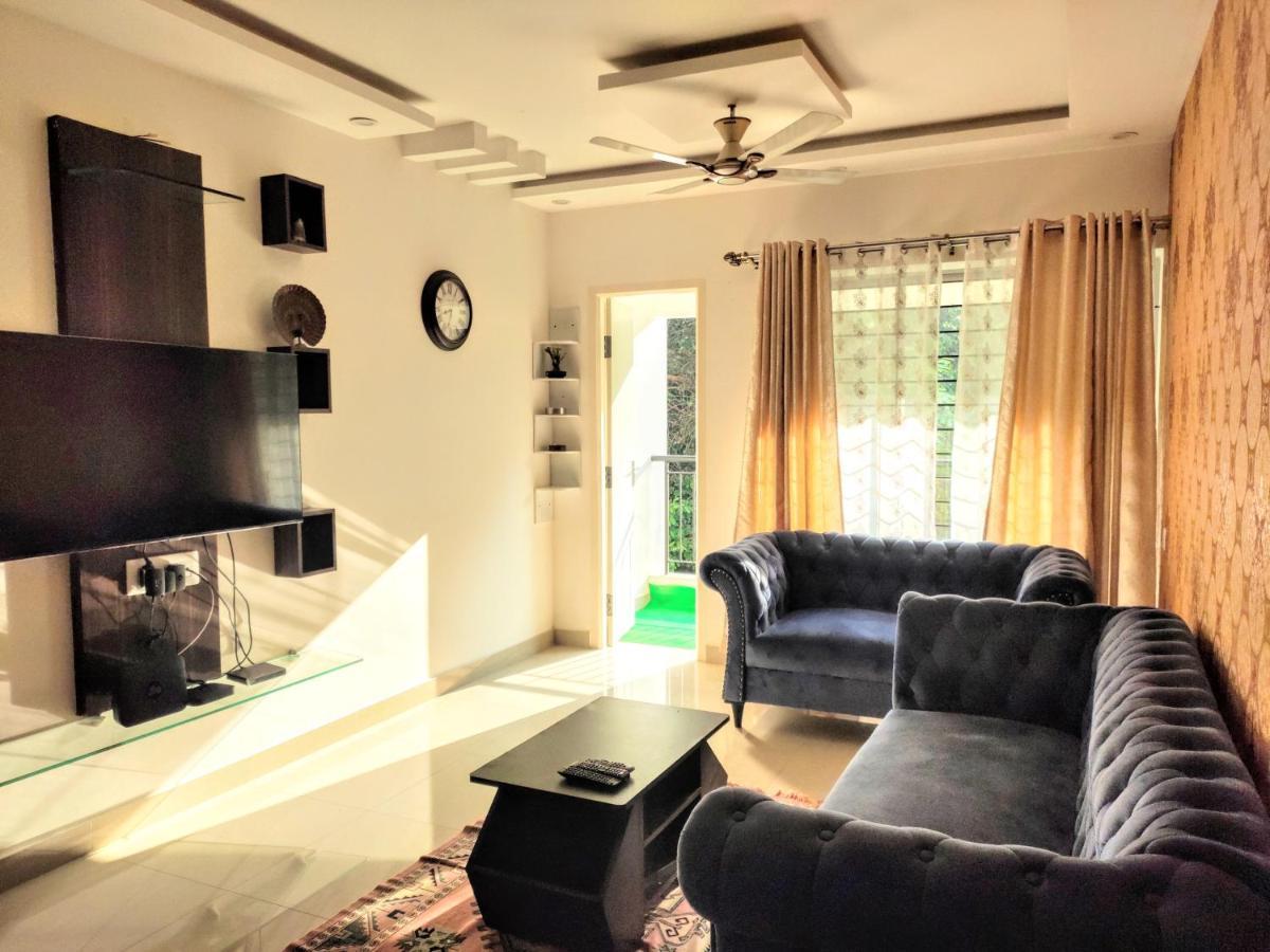 305 Home Stay Mangalore Buitenkant foto